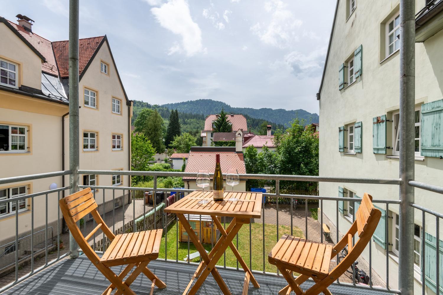 Butler Golden Glory I Zentrum I Kueche I Parken I Netflix Apartment Füssen